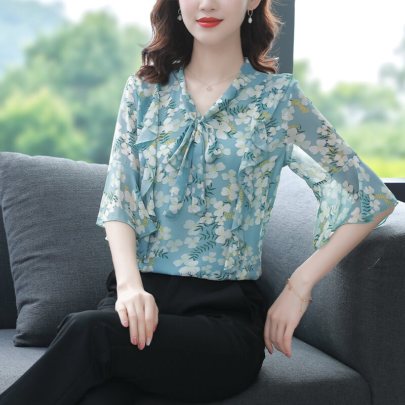 New Floral Chiffon Shirt Women's Fashionable Elegant Small Shirt Age-Reducing Stylish Chiffon Top